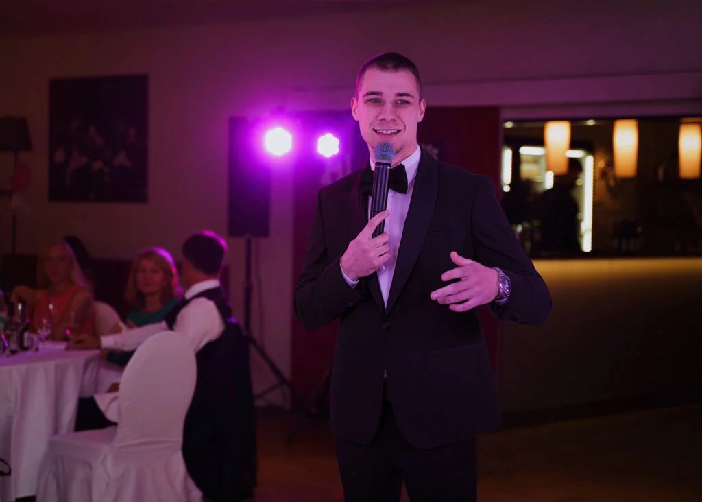 Moderation Ihrer Hochzeit und freien Trauung vom Moderator Yegor
