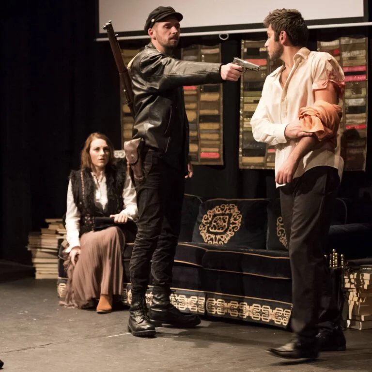 chains of hatred - teatro technis-69