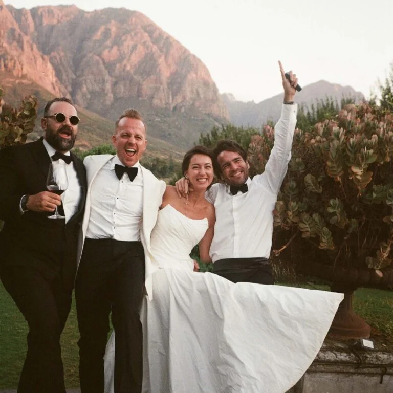 Hochzeit in Kappstadt, Südafrika. Moderator und Tamada