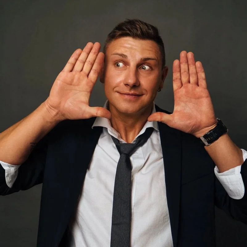 Vladimir Fadeev - ein talentierter Sänger und Moderator für Ihre Freie Trauung, Hochzeit, Firmeneven